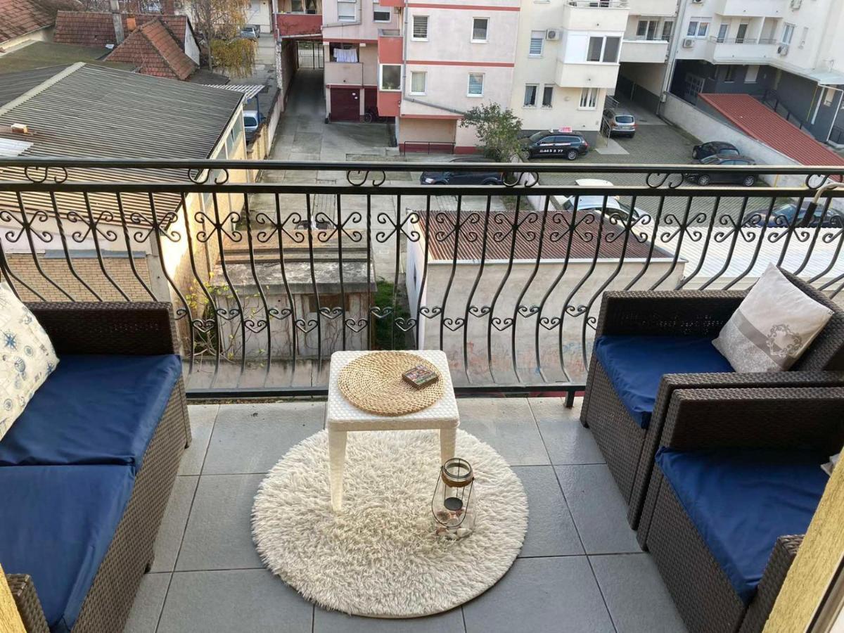 Apartman Anja Нови-Сад Экстерьер фото